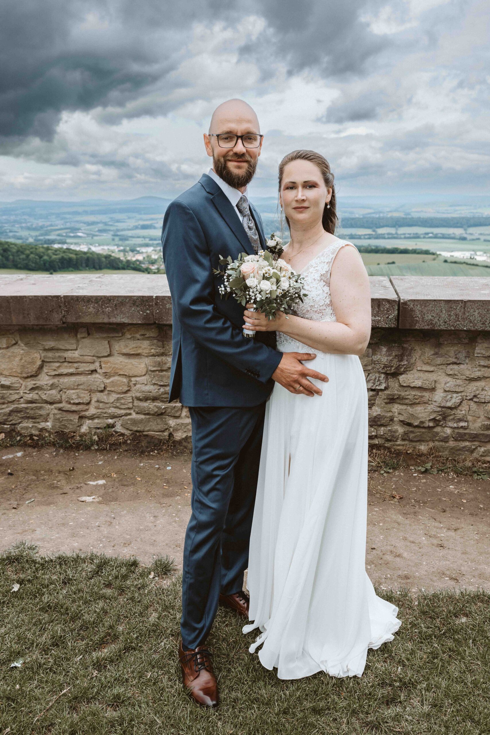 Hochzeitsfotografie, Paarshooting bei der Hochzeit auf der Plesseburg in Bovenden